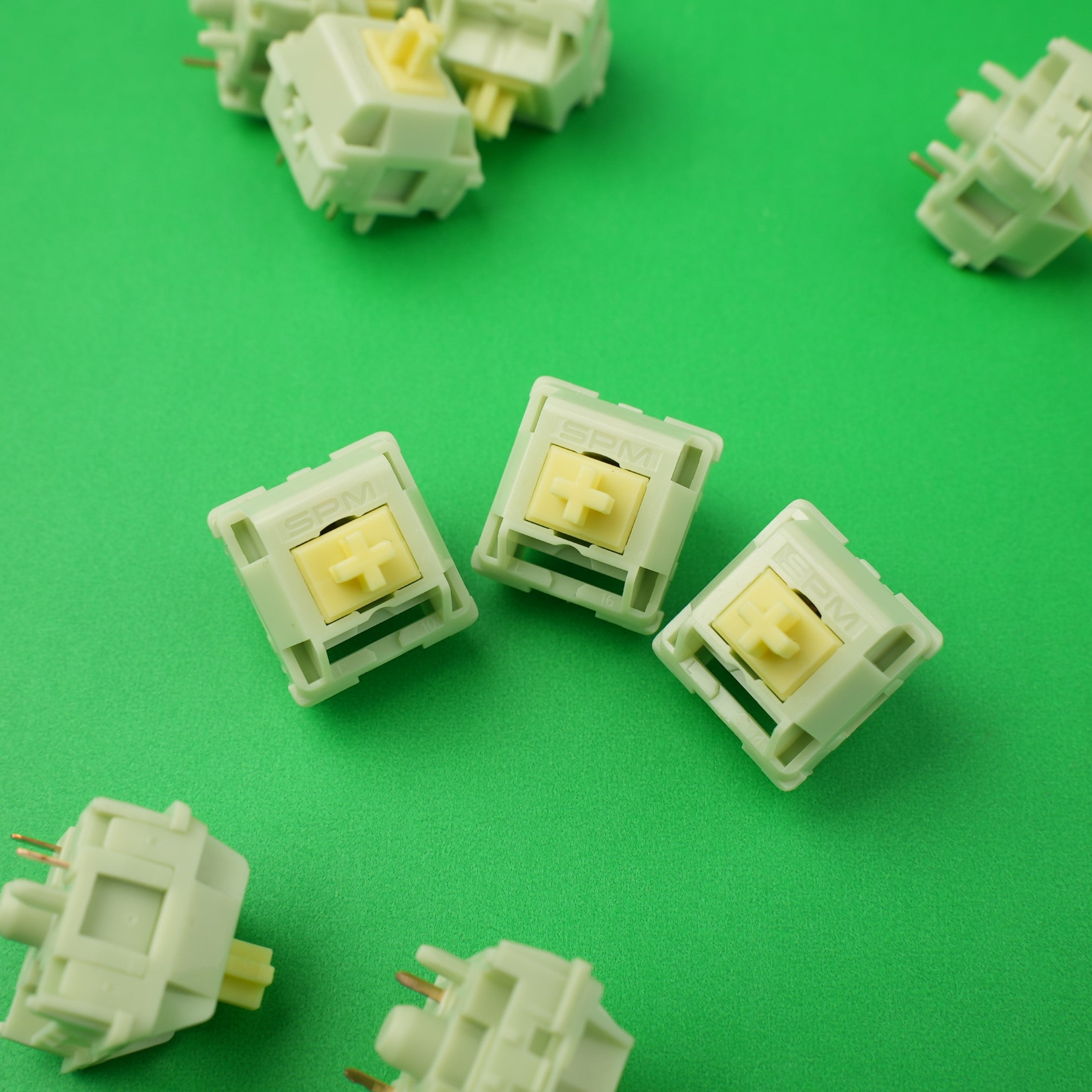 HMX Pebble Linear Switch