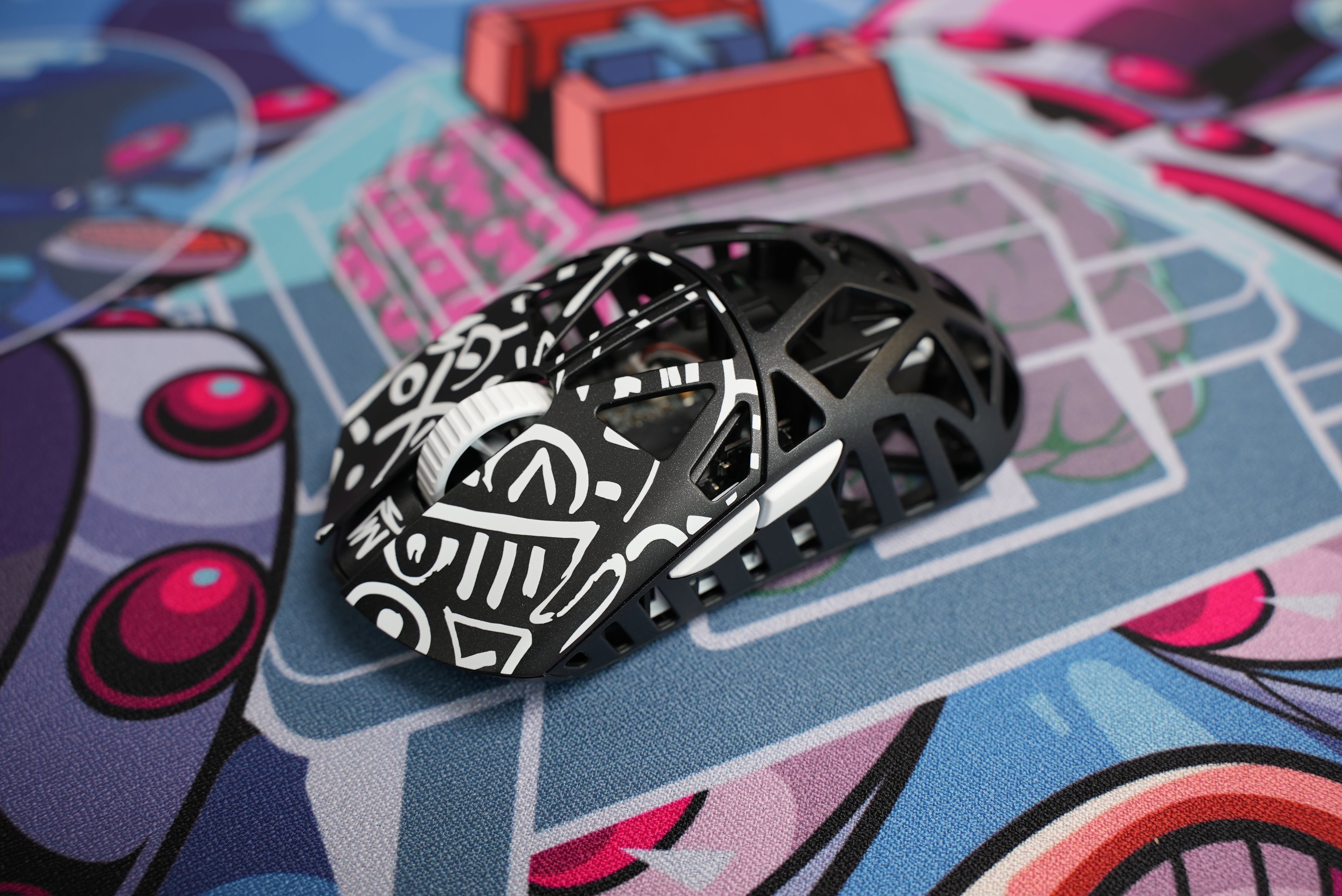 BEAST X Nacho Customz Wireless 8K Mouse