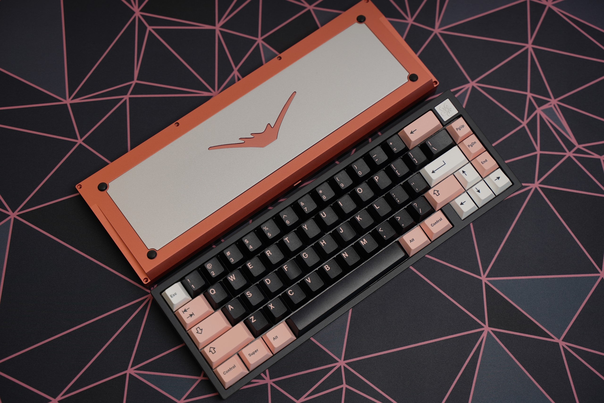 Fuji 65v2 Swirl Keyboard - PINKBLACK