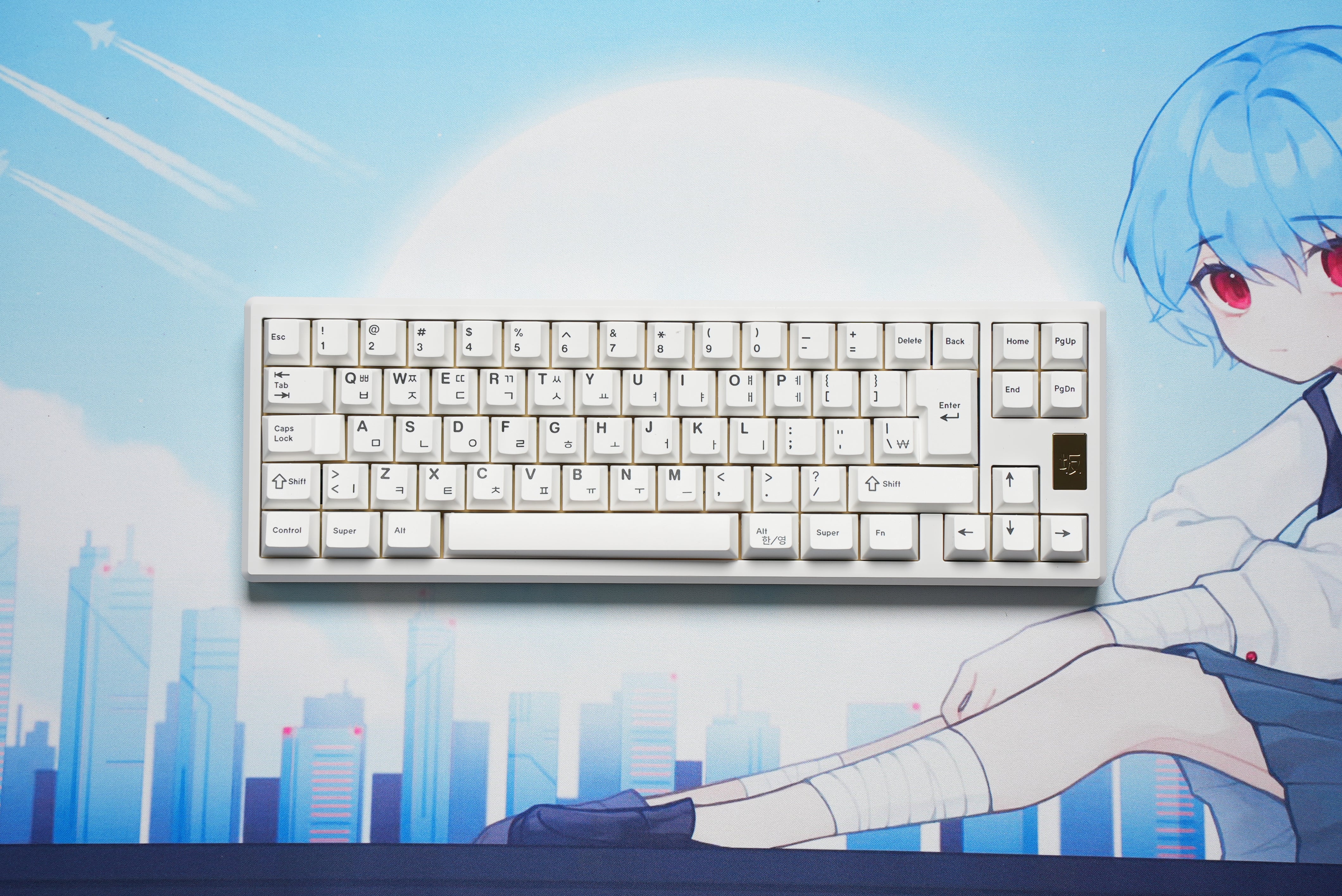 Saka 68 Mechanical Keyboard - White