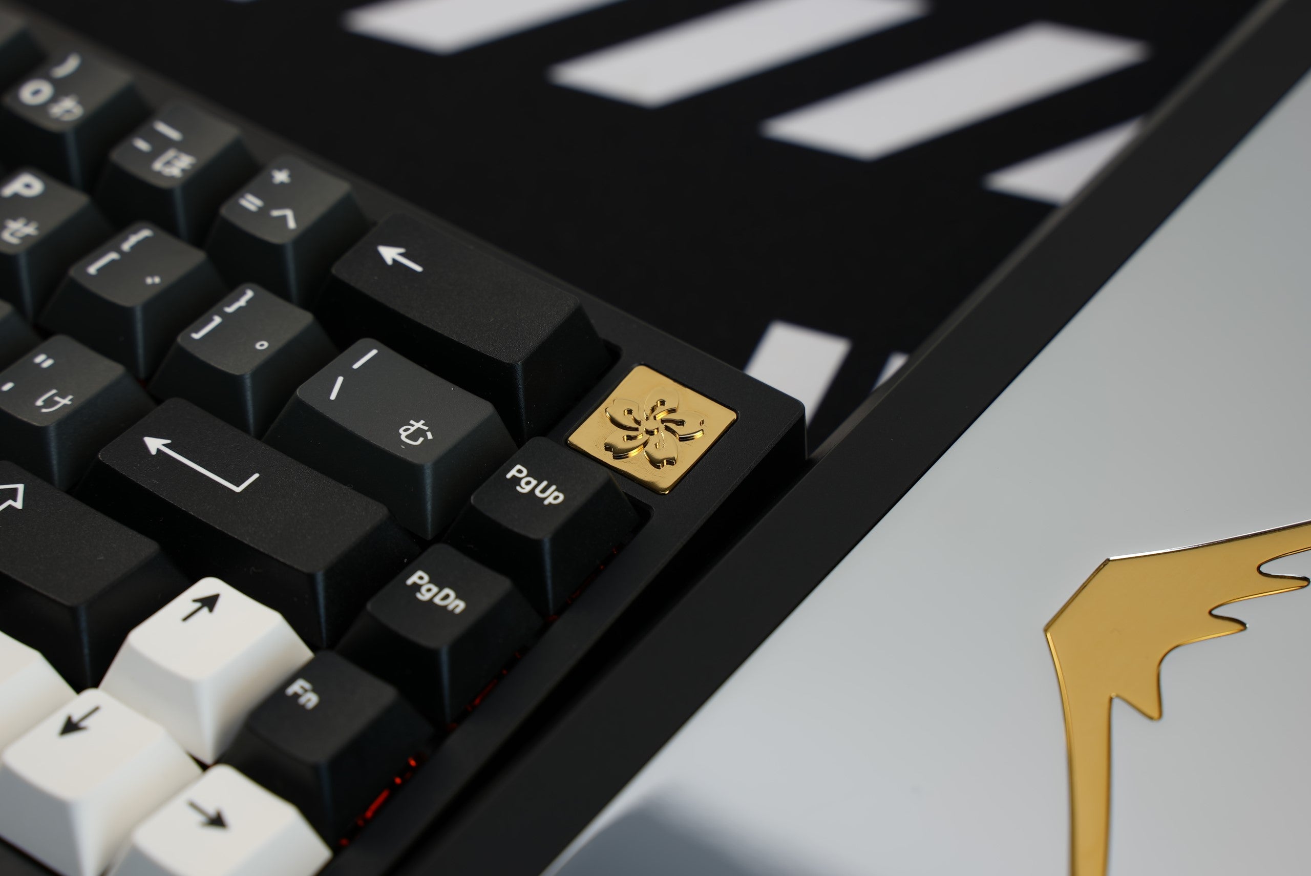 Fuji 65v2 Swirl Keyboard - Dark Night