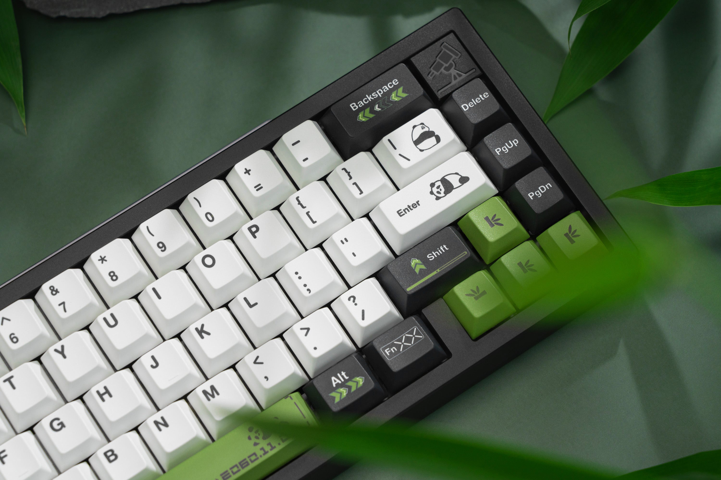 Zoom65 V3 Keyboard - Panda Special Edition