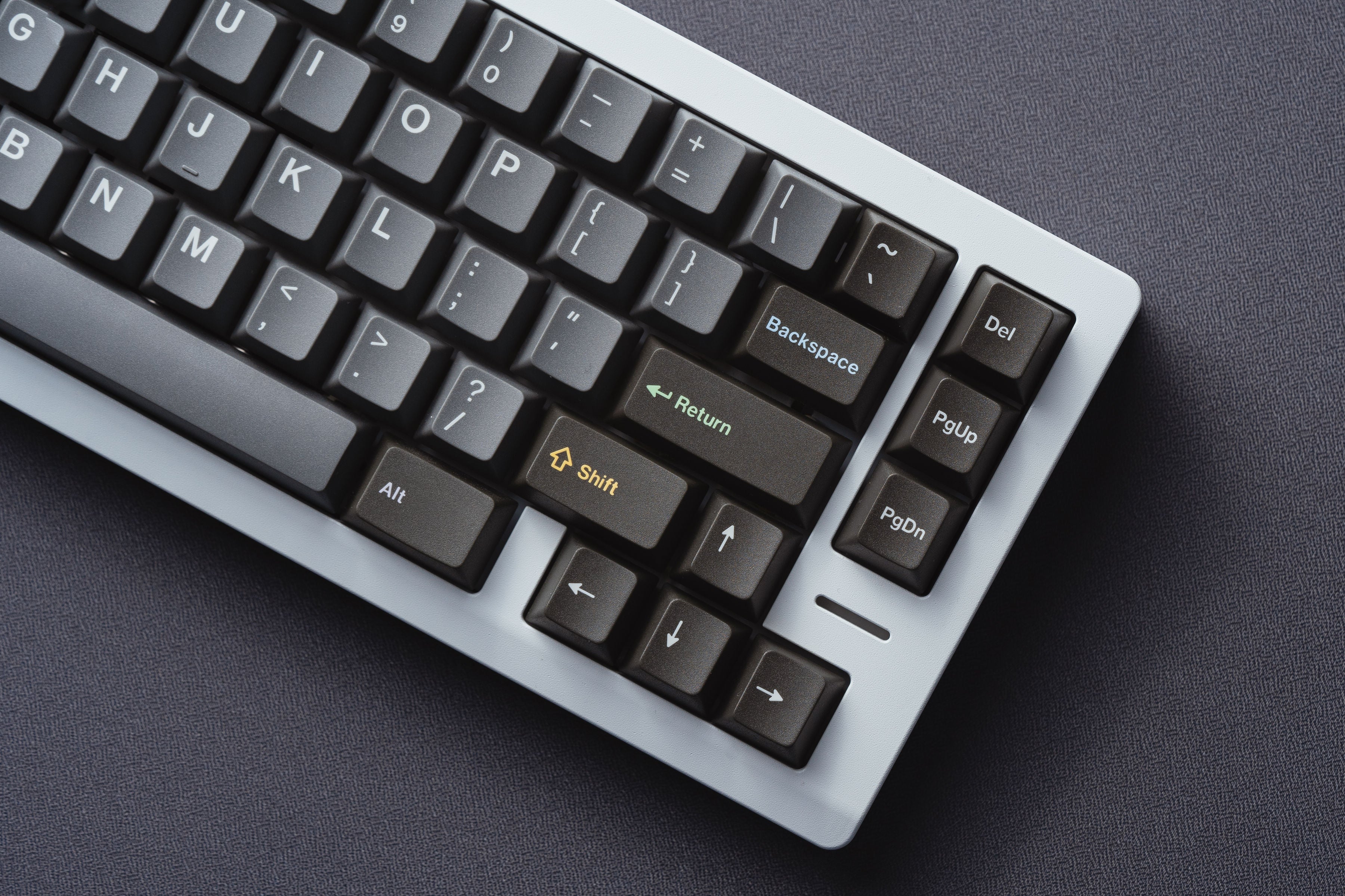 Vanguard 65 - Mechanical Keyboard