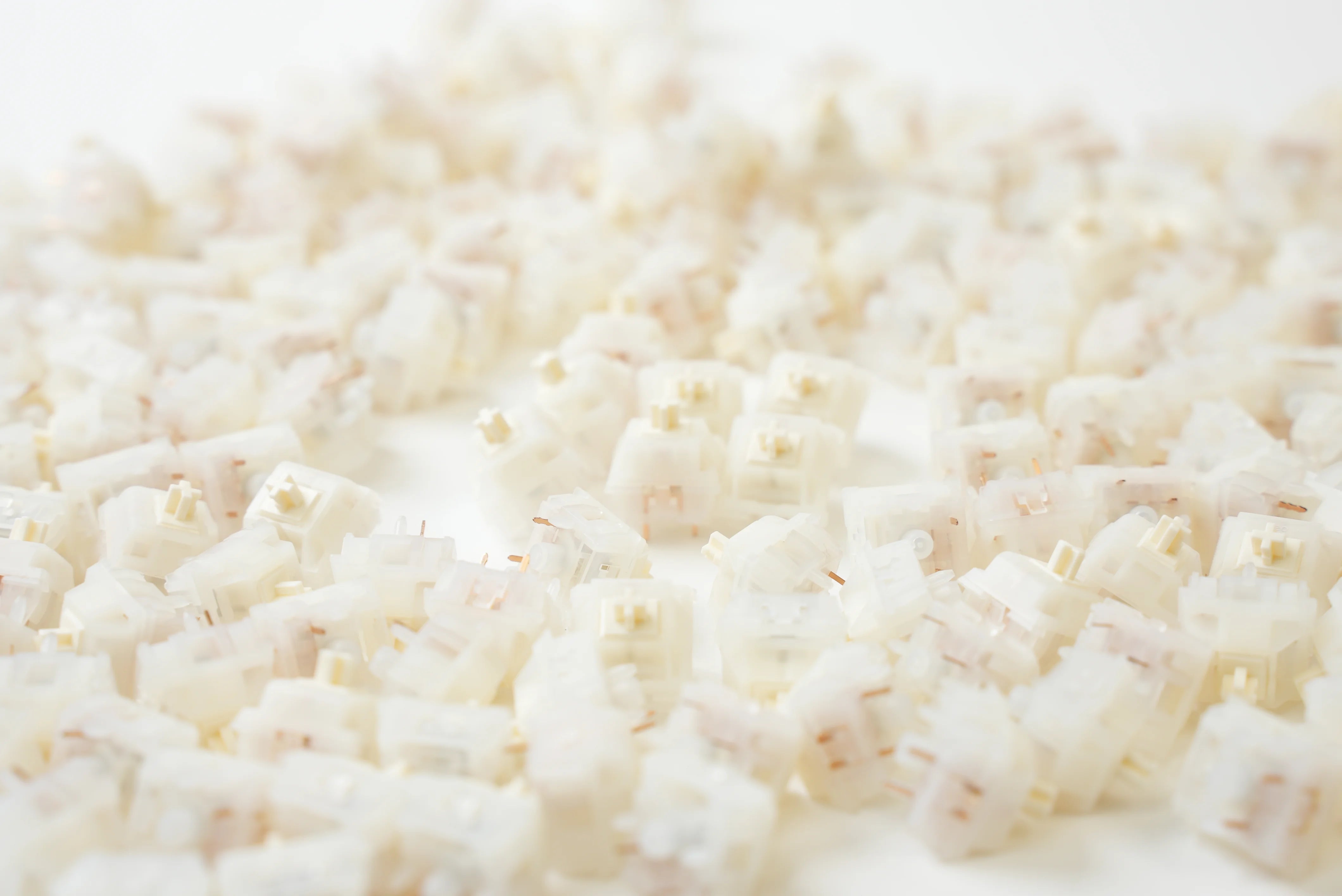 Neo x Keygeek Oat Linear Switch