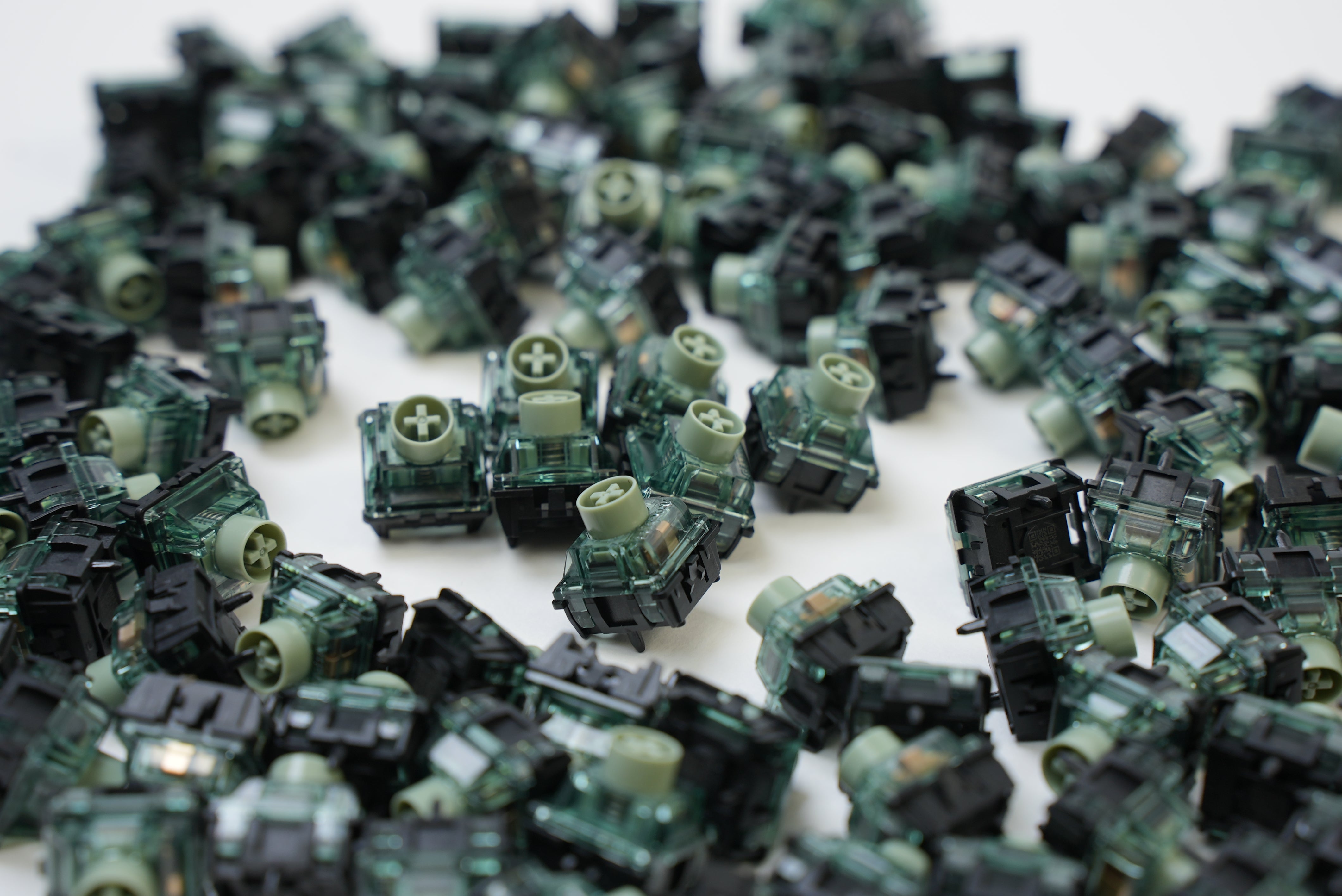 Gateron Magnetic Jade Emerald - Tactile HE Switch