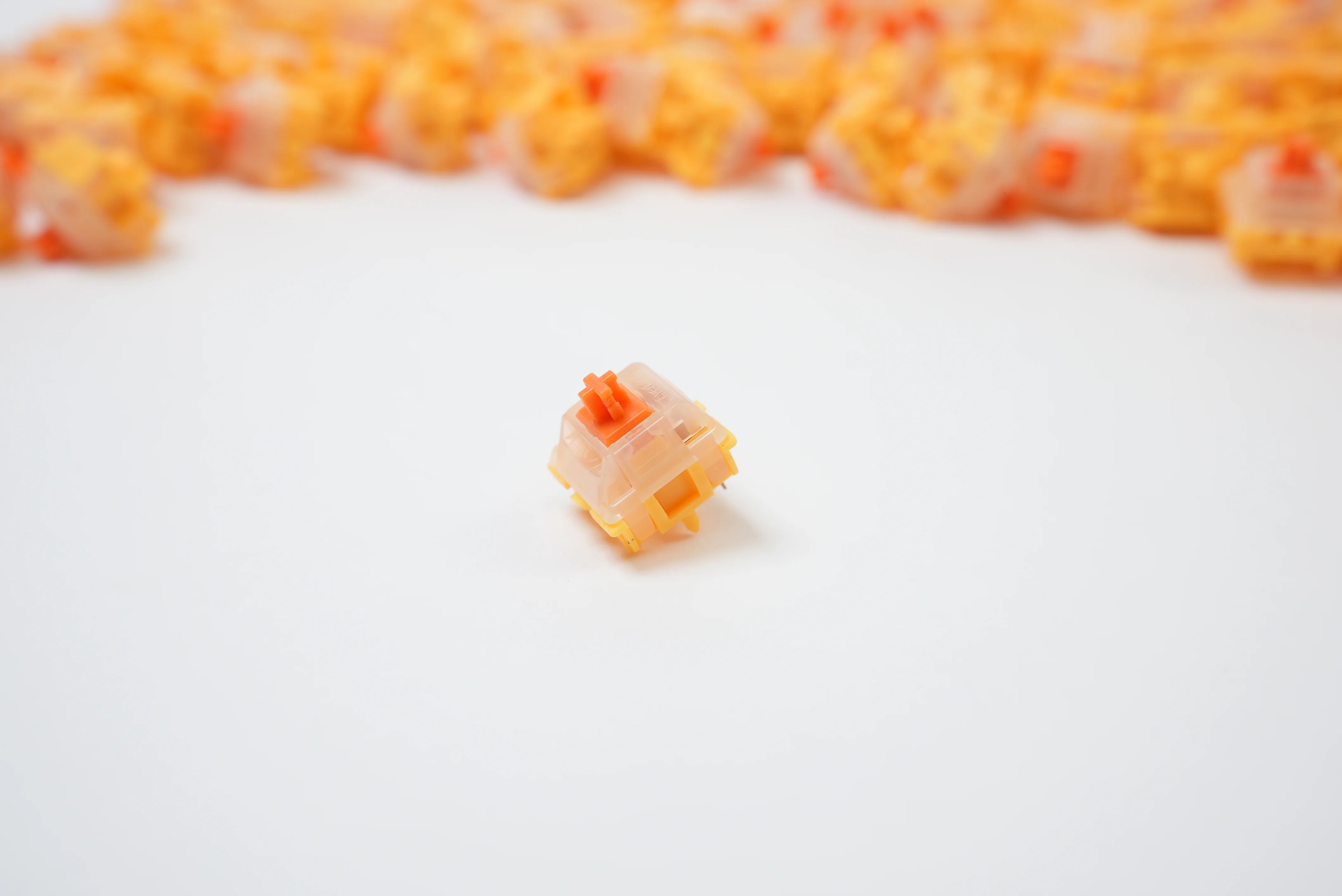 Gateron Everfree Curry - Linear Switch