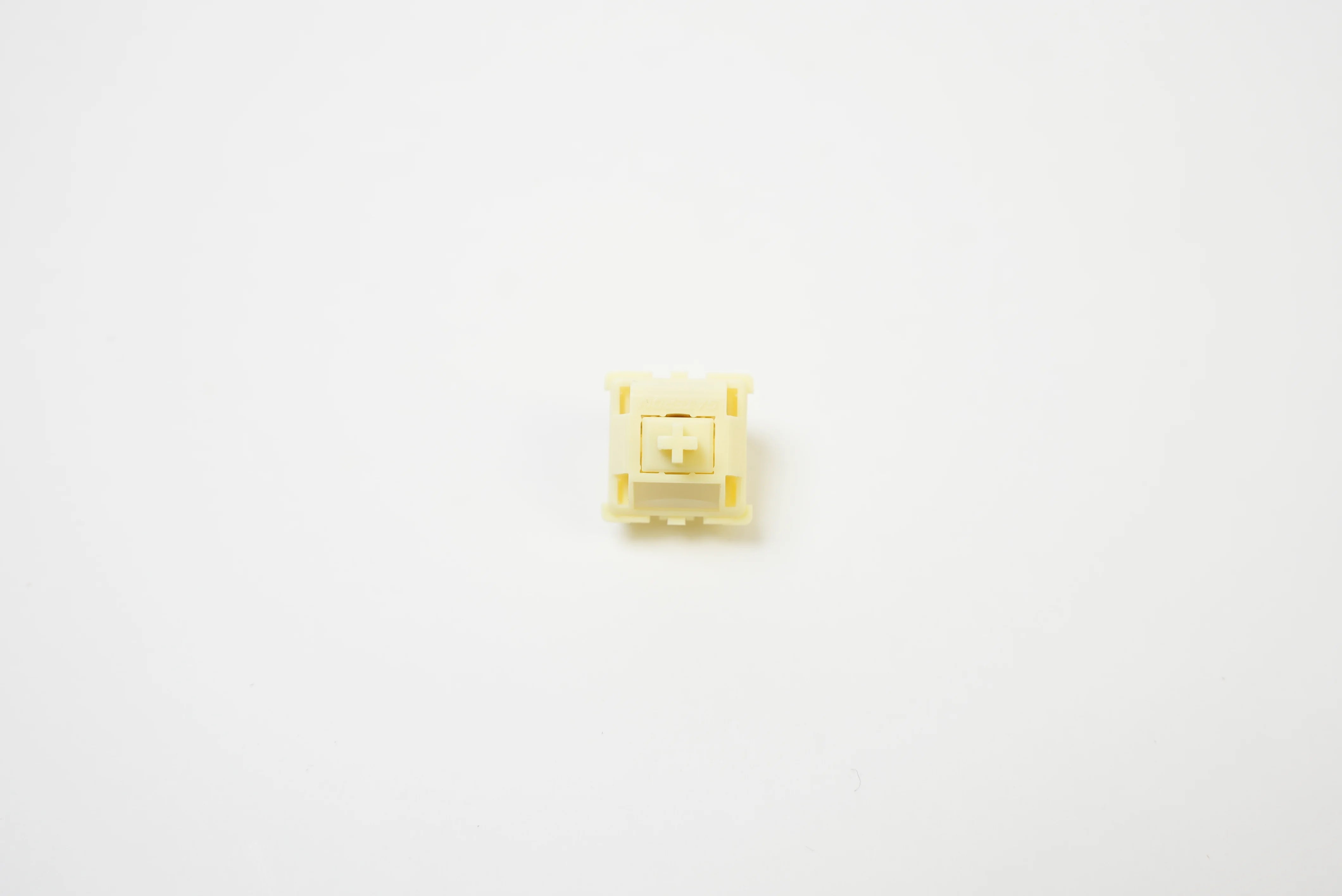Gateron Banana Smoothie POM Series - Heavy Tactile Switch
