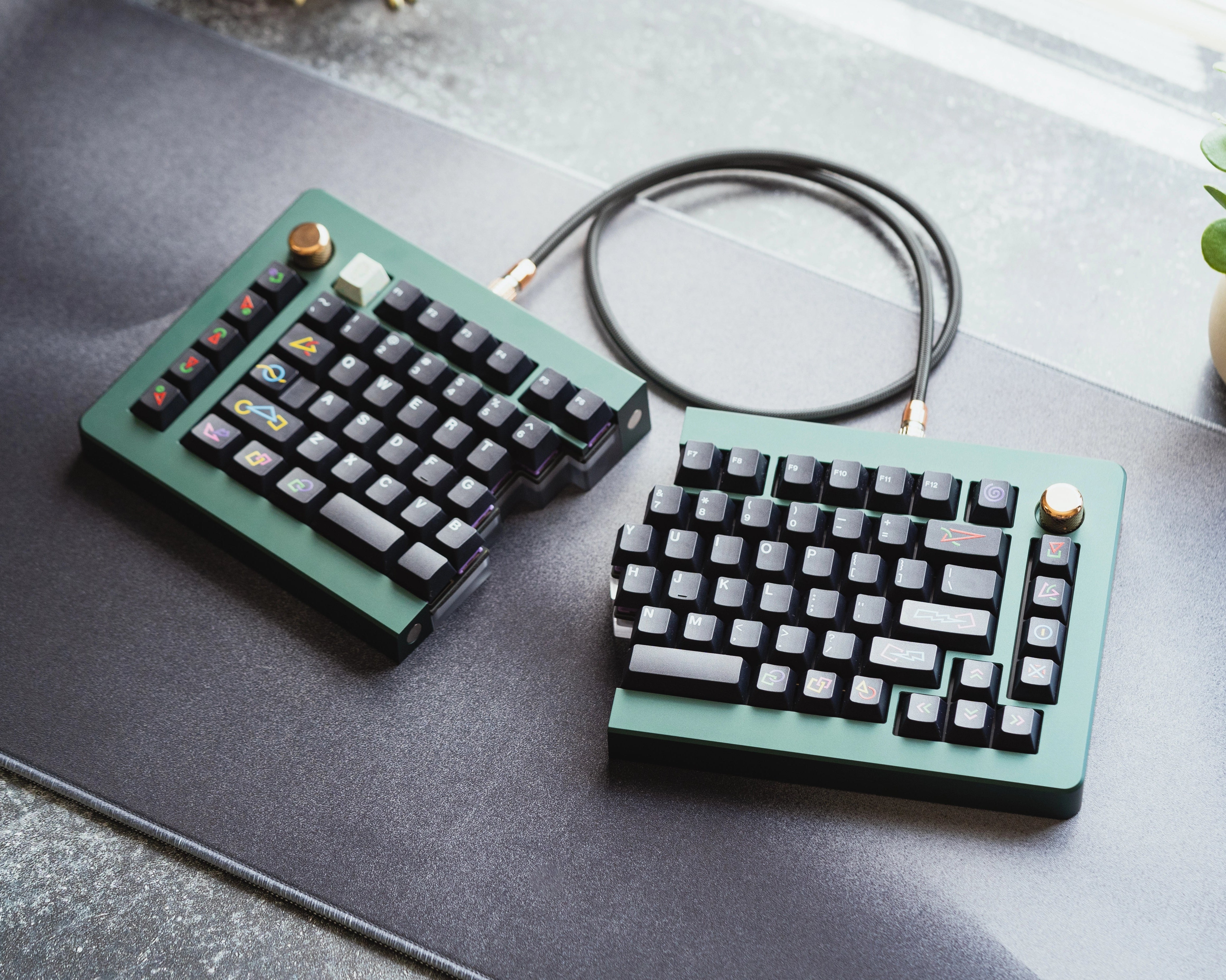 Theseus 75 Mechanical Keyboard