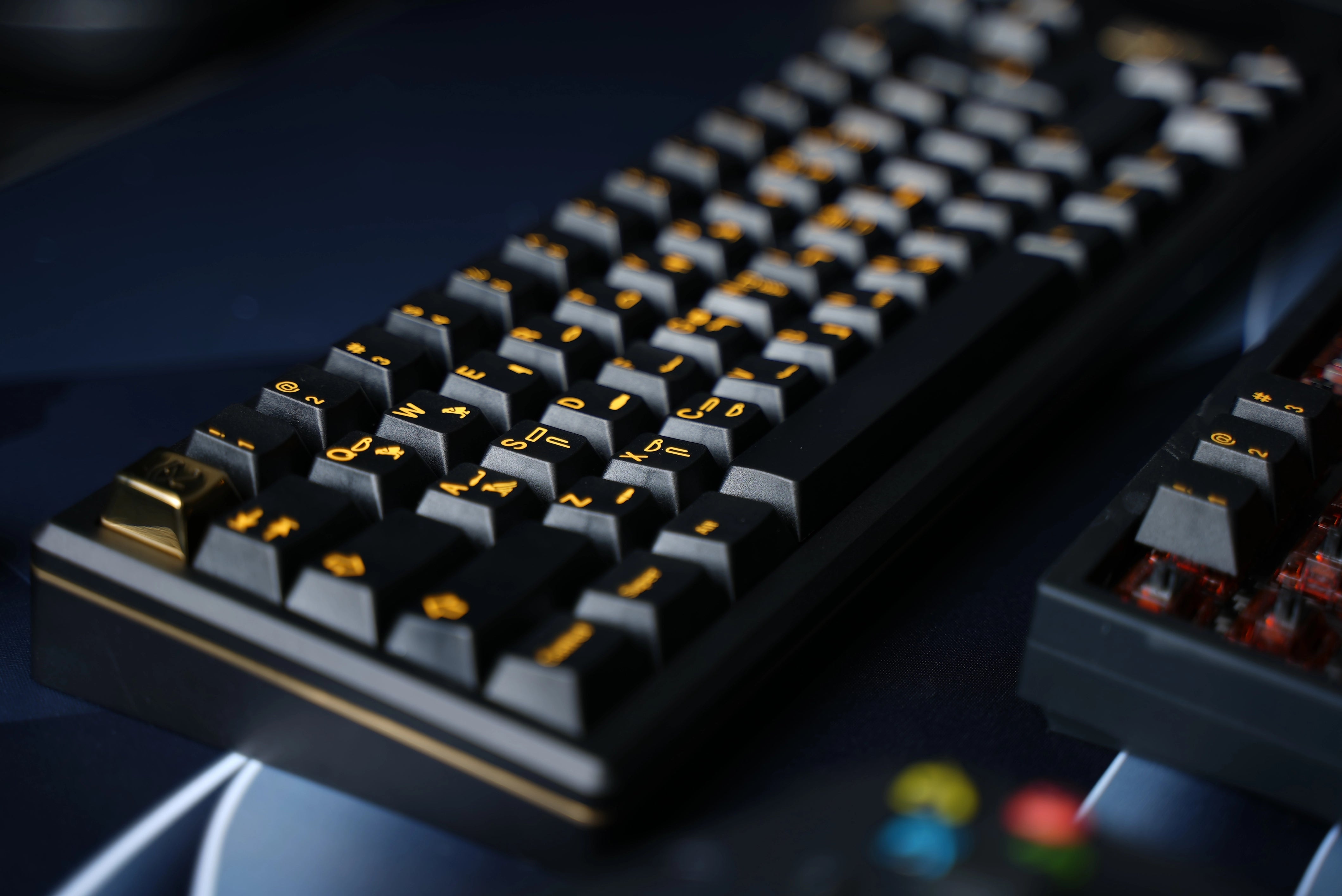 Saka 68 Mechanical Keyboard - Black