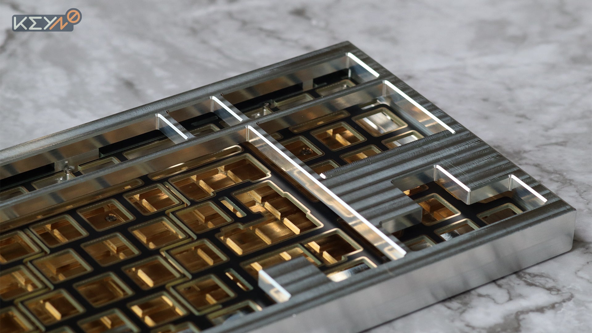 Keyno Y8 Premium Keyboard