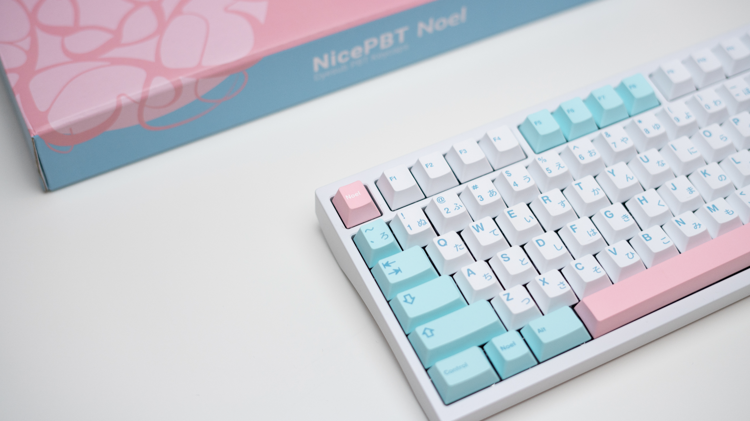 NicePBT Noel R3 Keycaps