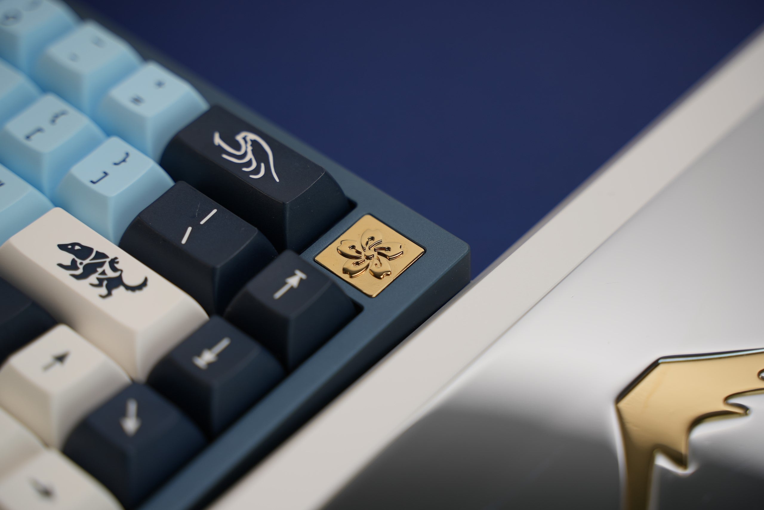 Fuji 65v2 Swirl Keyboard - Mizu Wave