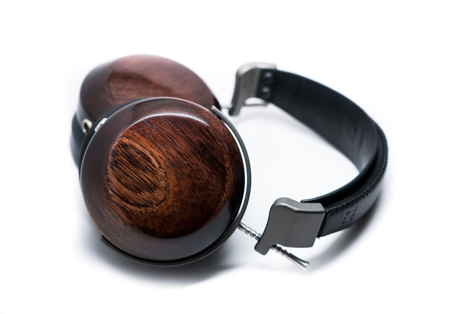ZMF Verite Closed