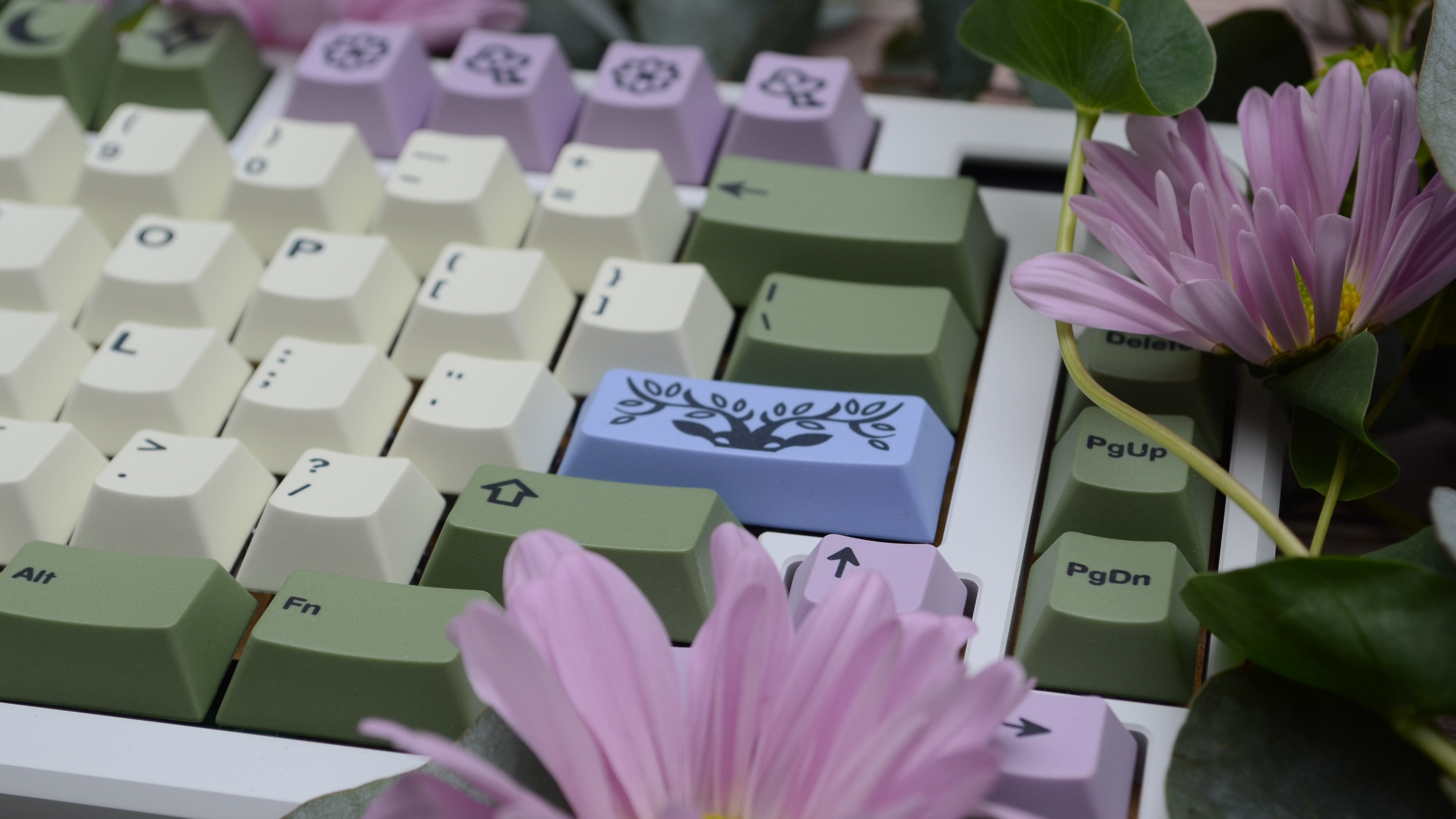 NicePBT Enchanted Forest Keycaps