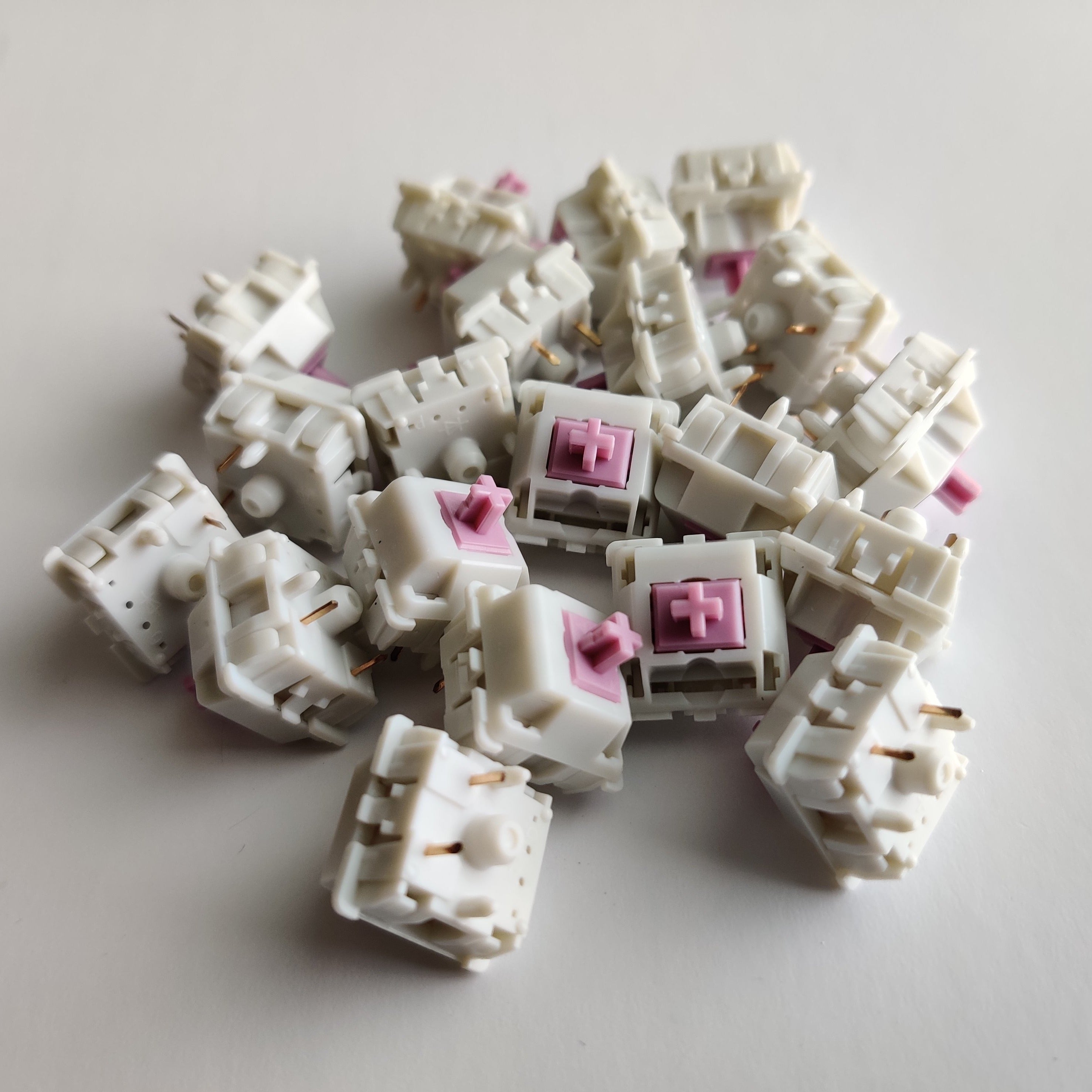 Mauve - Linear Switch (65g)