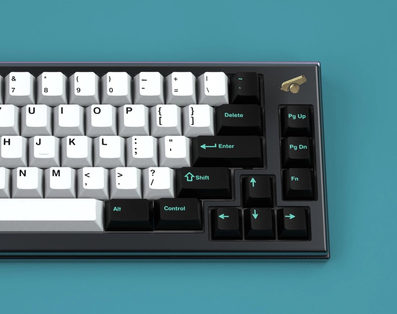 GMK Delta - Deskhero.ca