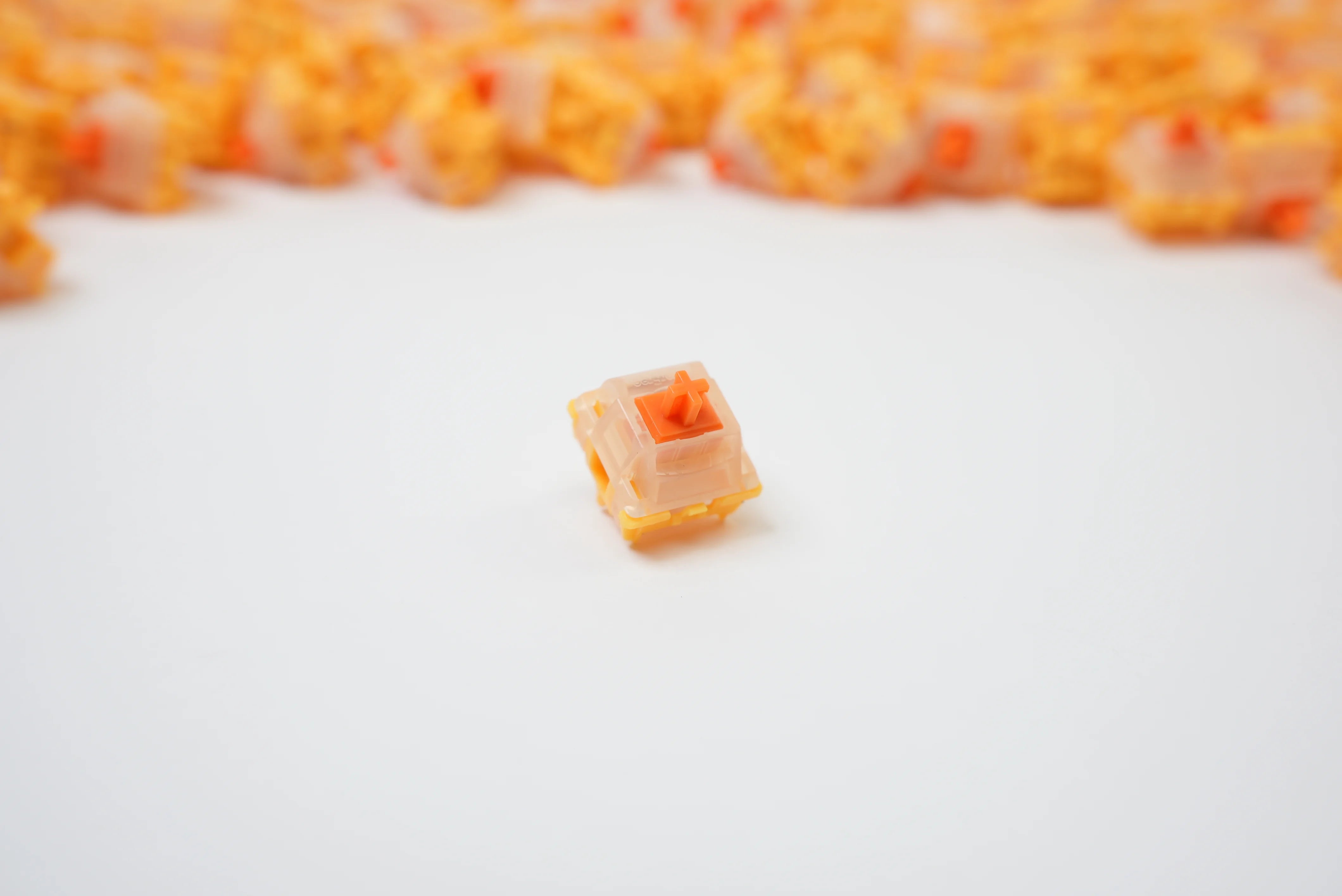 Gateron Everfree Curry - Linear Switch