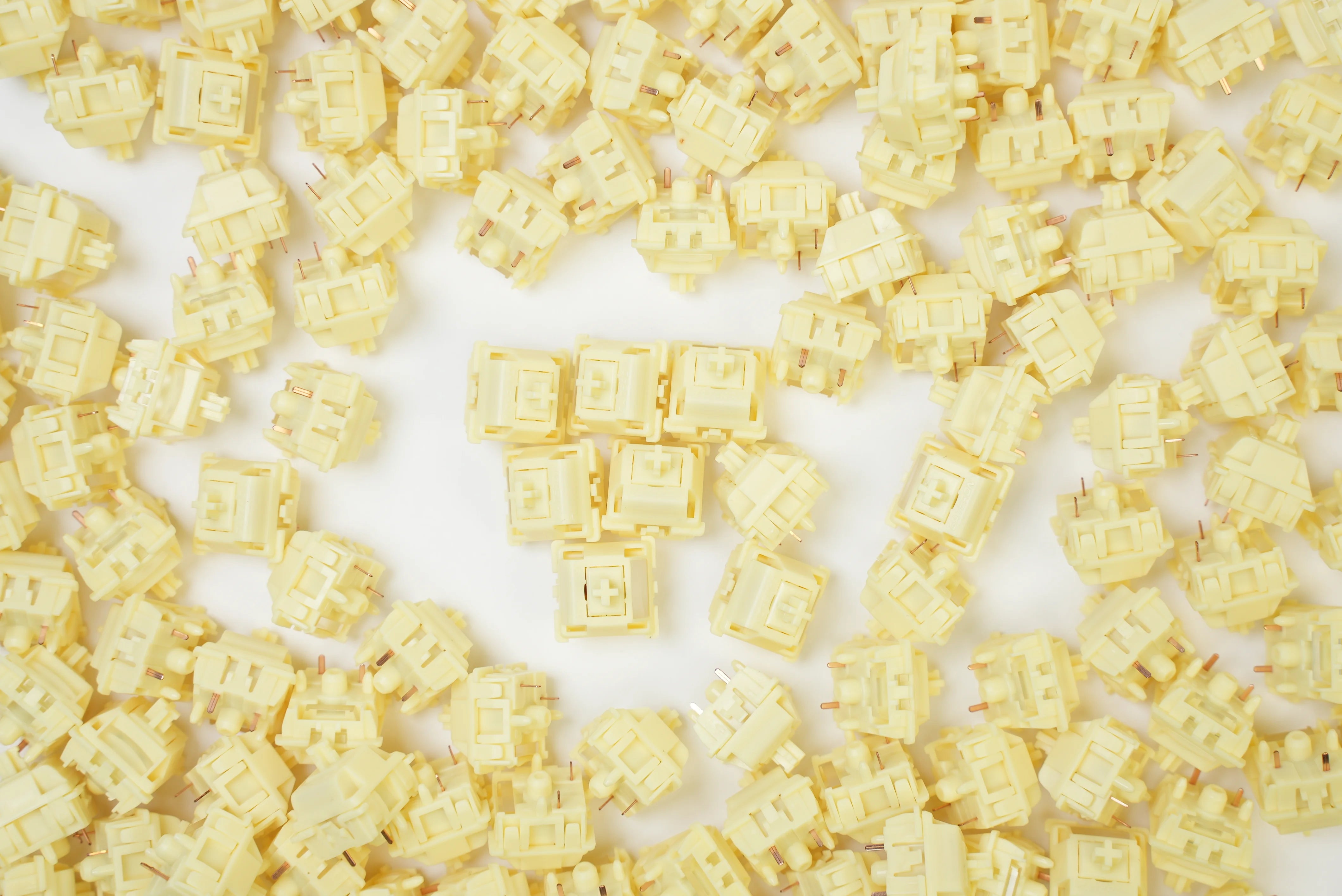 Gateron Banana Smoothie POM Series - Heavy Tactile Switch