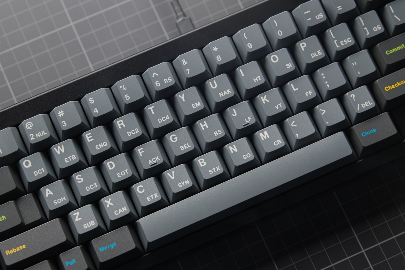 新品 GMK Oblivion V3.1 Regular Base キーキャップ GMK CYL Oblivion V3.1 Keycaps