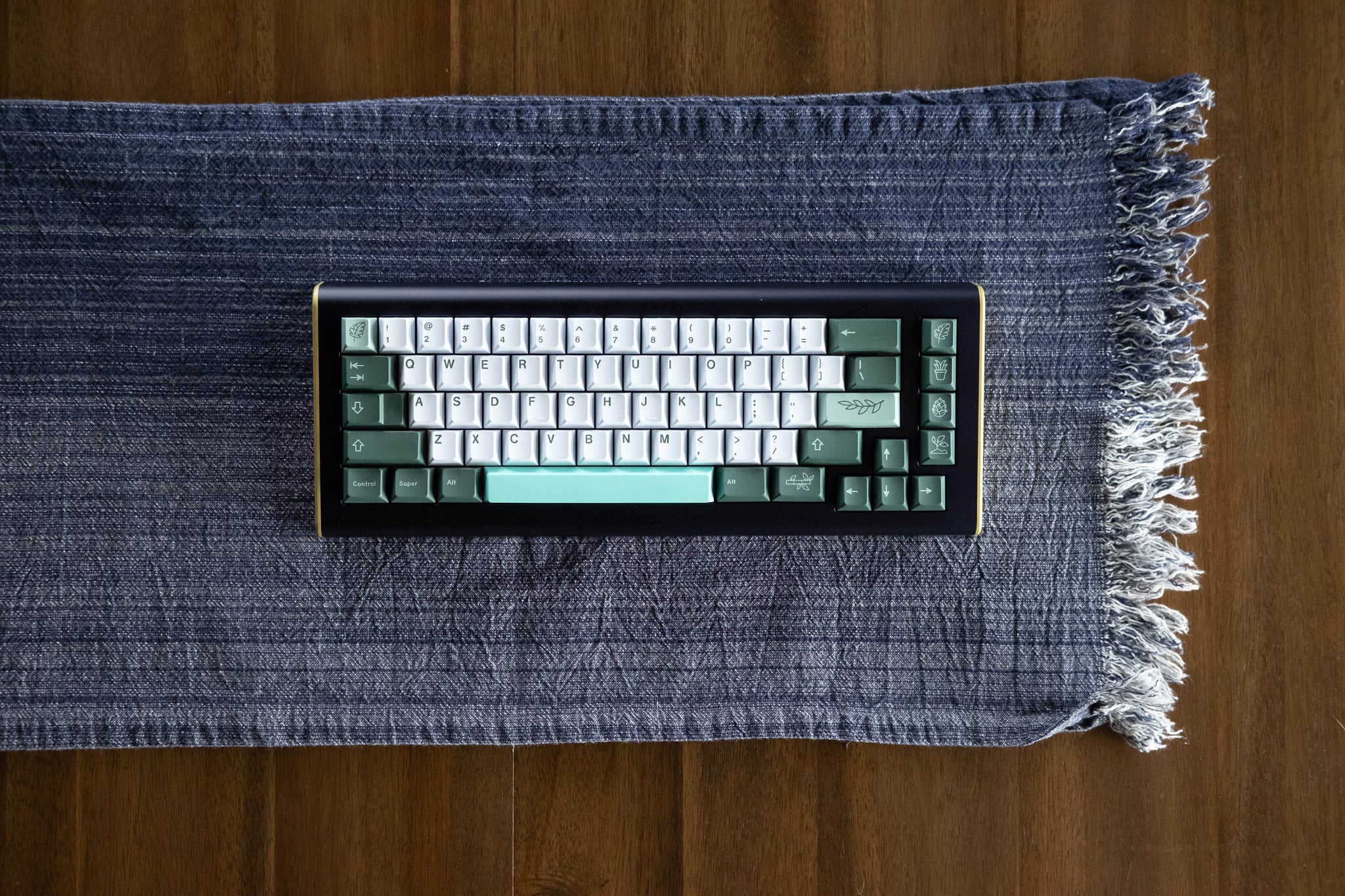 Gentoo Luxury 65% Mechanical Keyboard