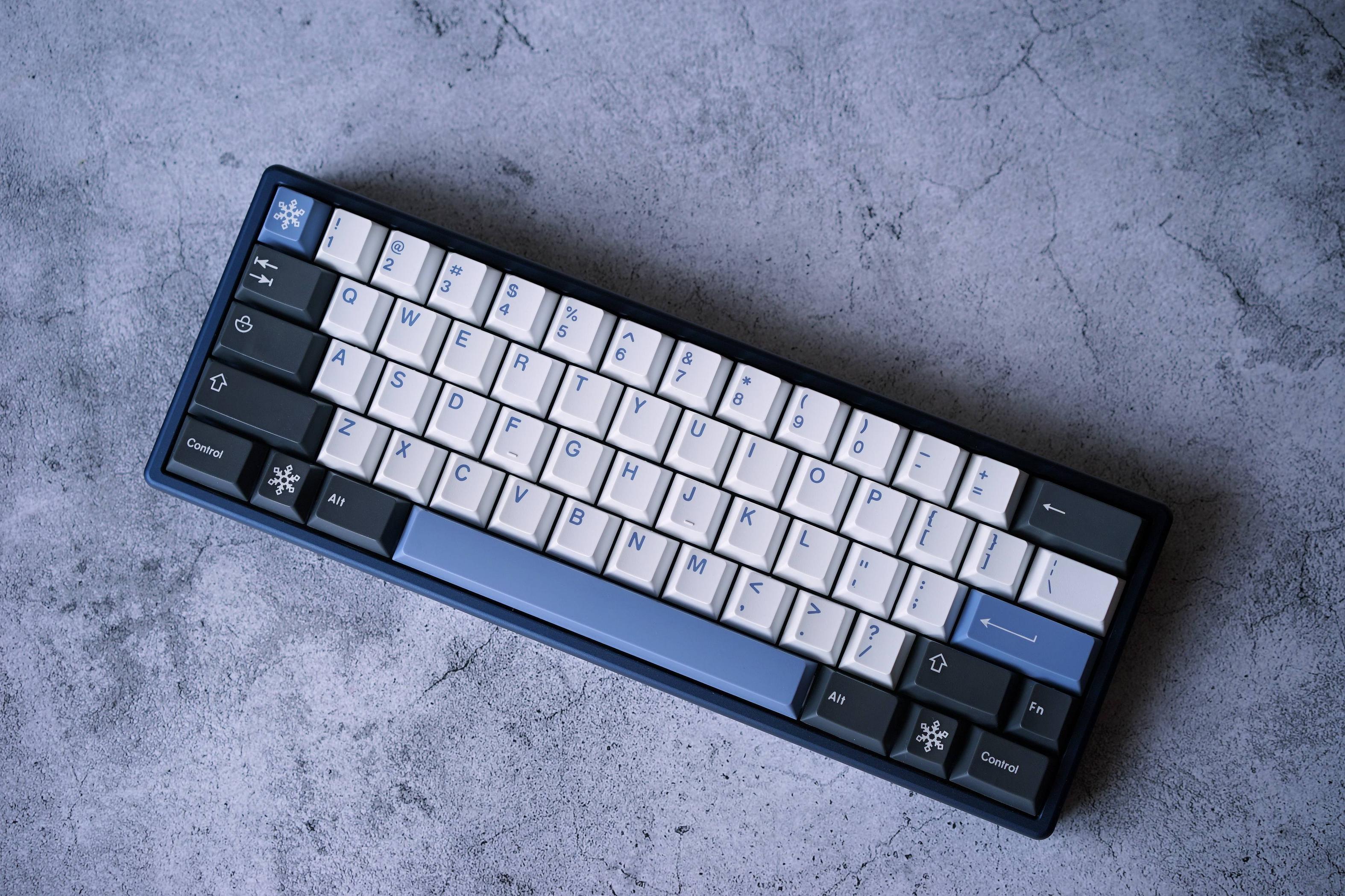 GMK CYL Arctic Keycaps