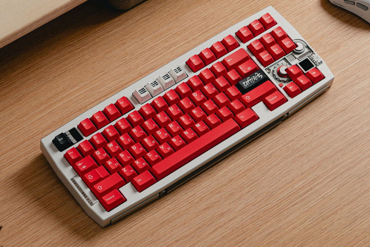 GMK CYL Red Devils Keycaps