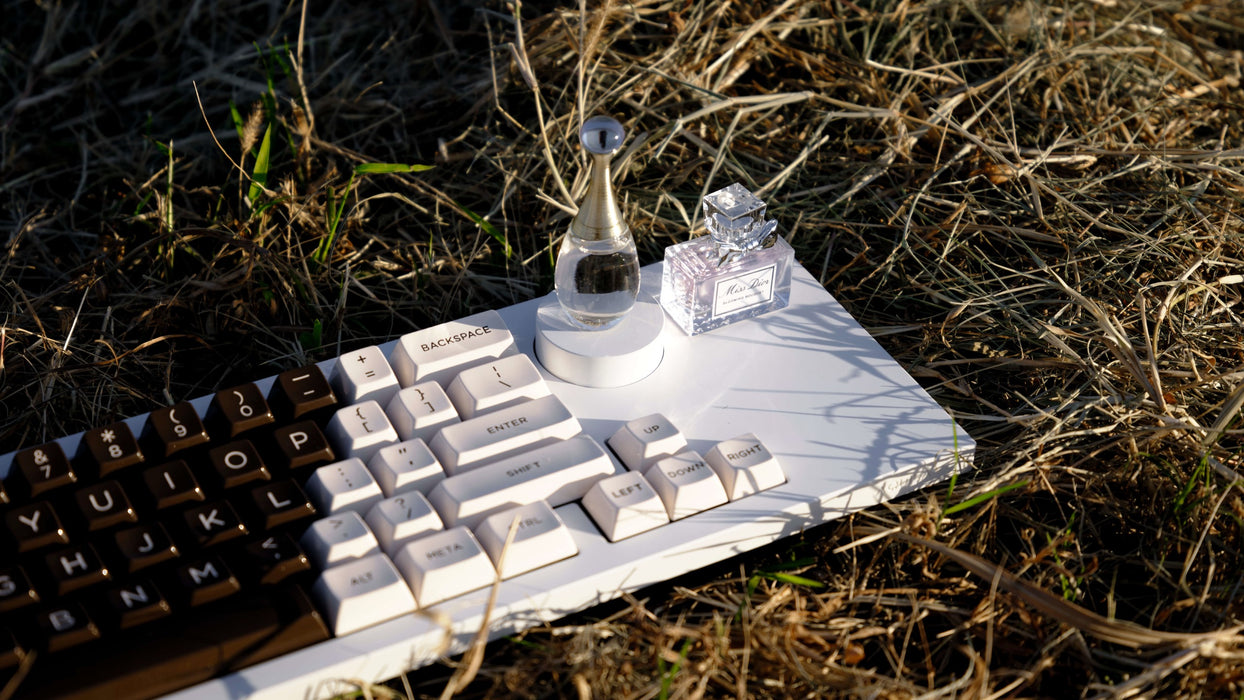 Kindlestar Aguila 65% Mechanical Keyboard [Group Buy]