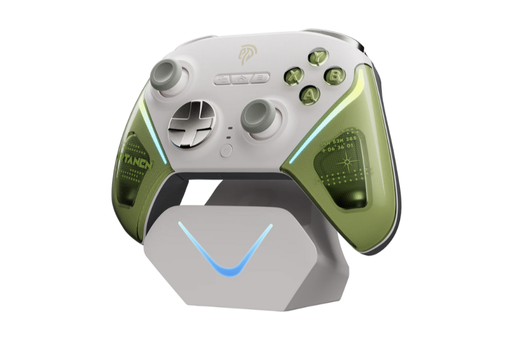 EasySMX® D10 Multiplatform Gaming Controller with TMR sticks, Trigger Lock and Charging Dock