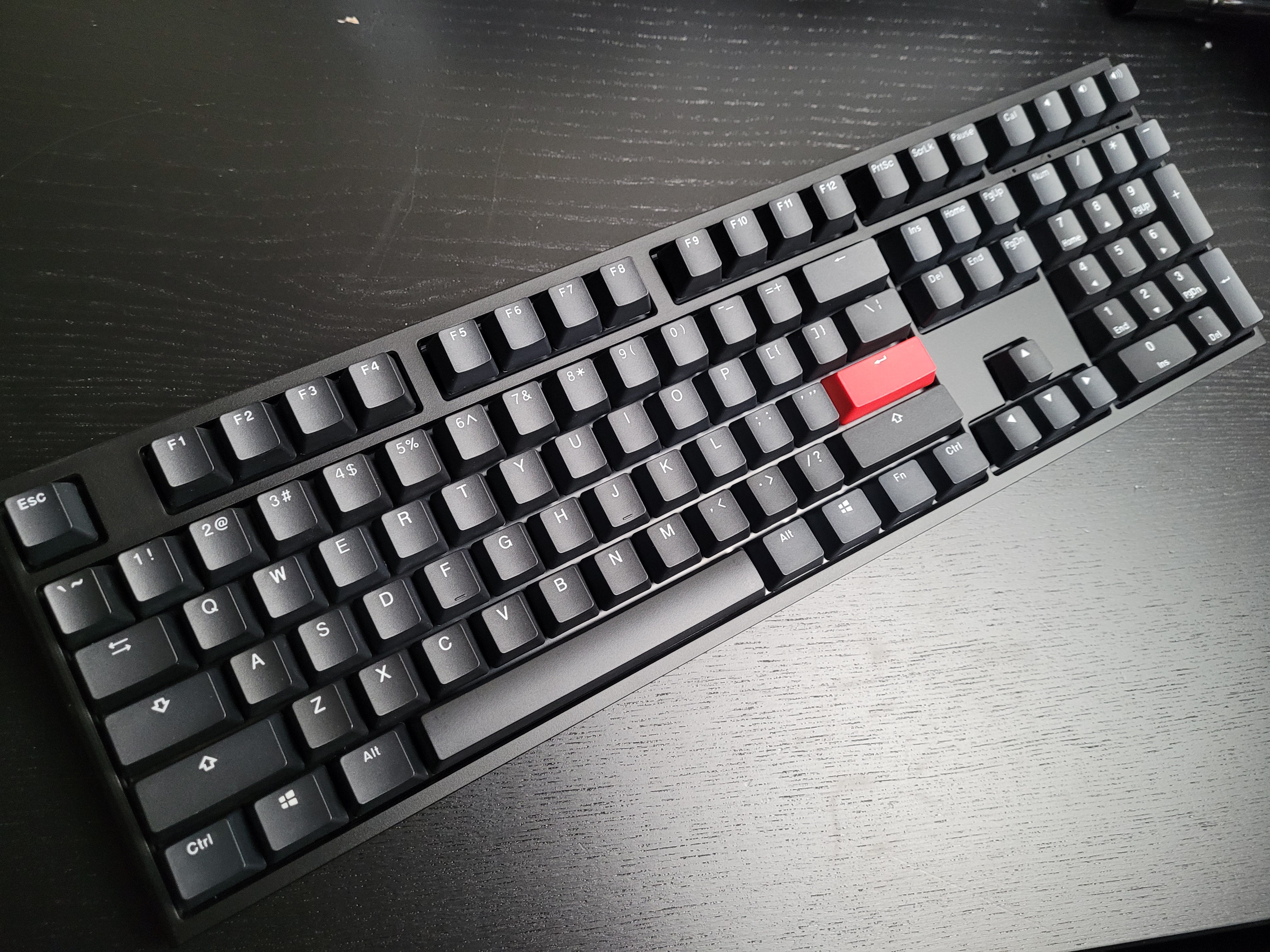 Ducky ONE 2 Phantom Full Size - Silent Red (OPEN BOX)