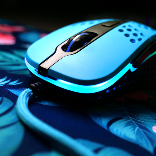Xtrfy M4 Gaming Mouse (Blue) - Deskhero.ca