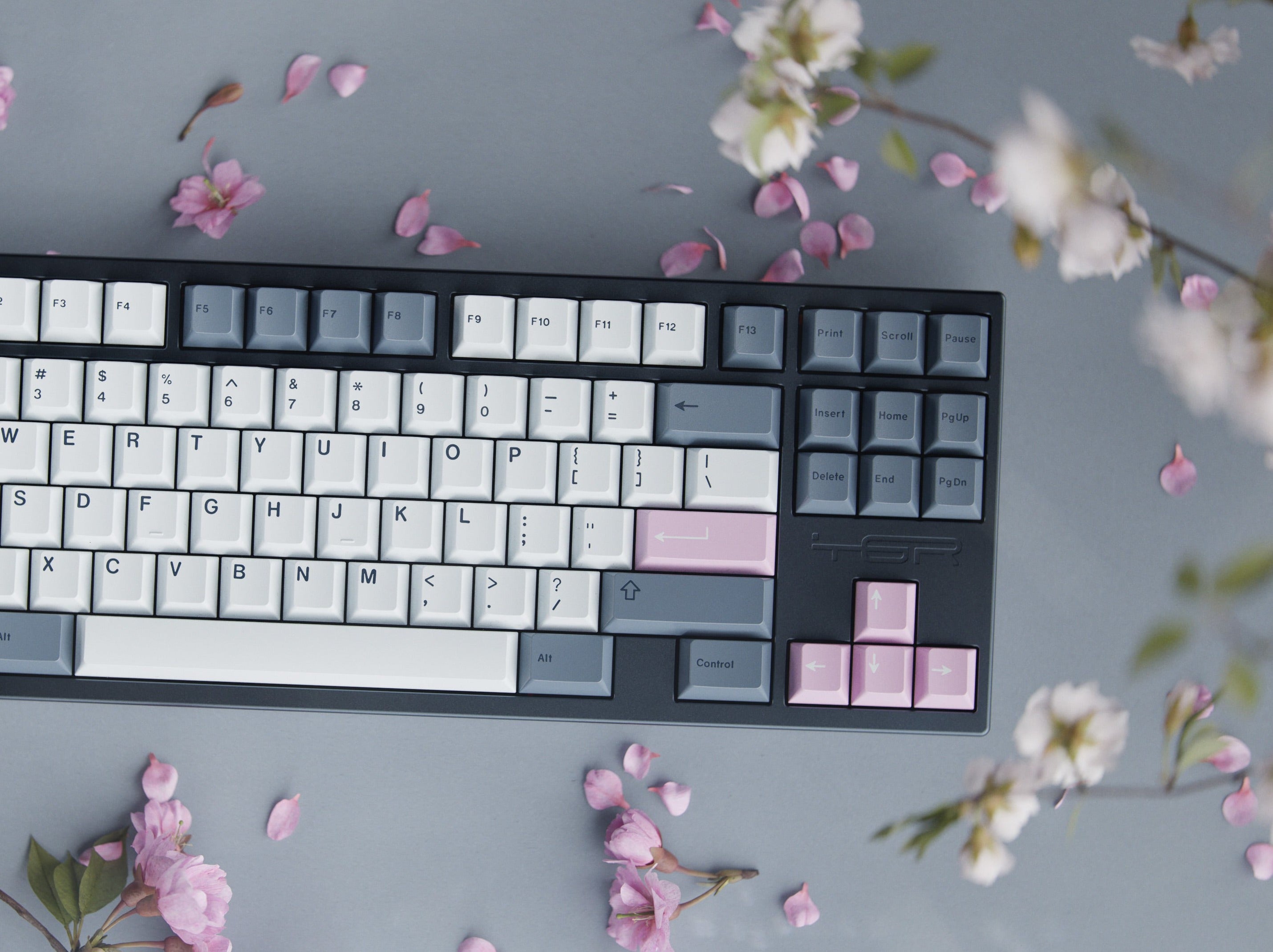 GMK Fuji Keycaps — Deskhero.ca Inc.
