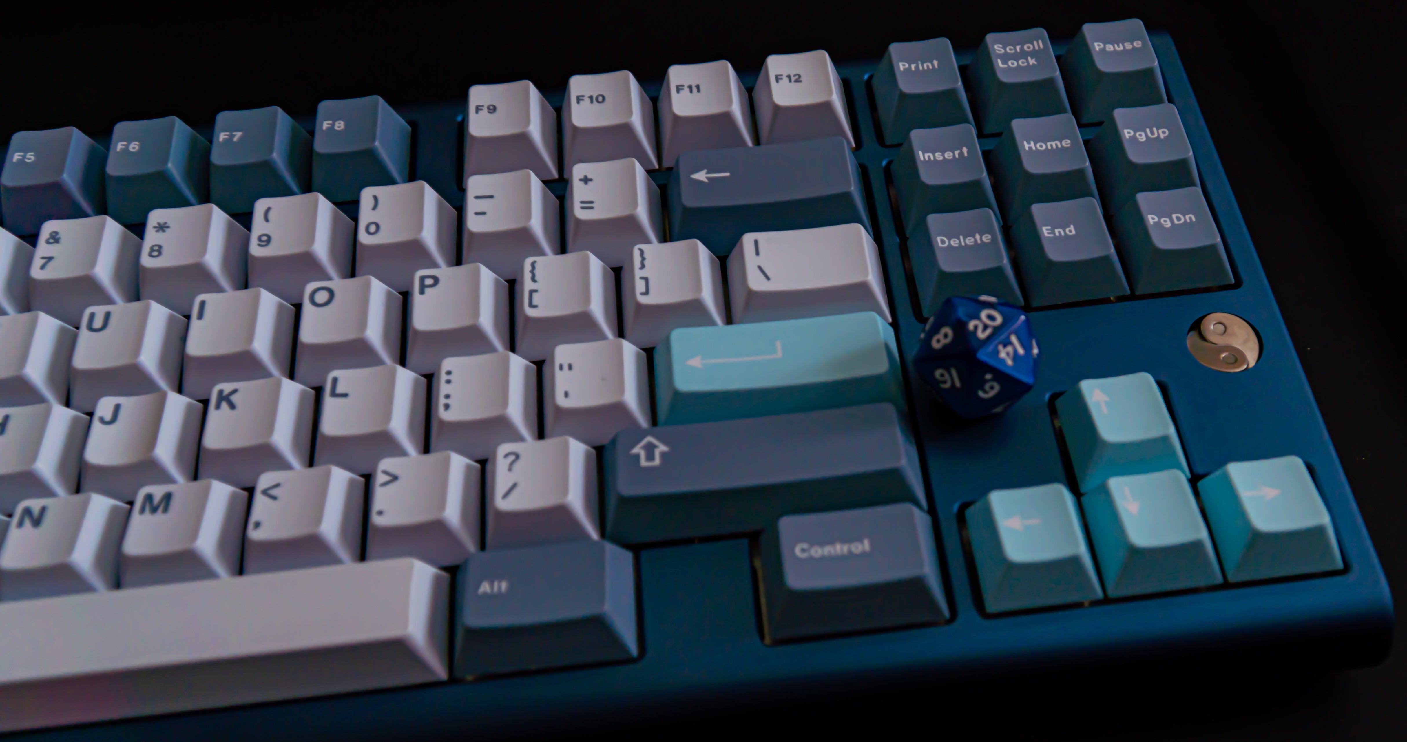 GMK Shoko r2 Keycaps — Deskhero.ca Inc.