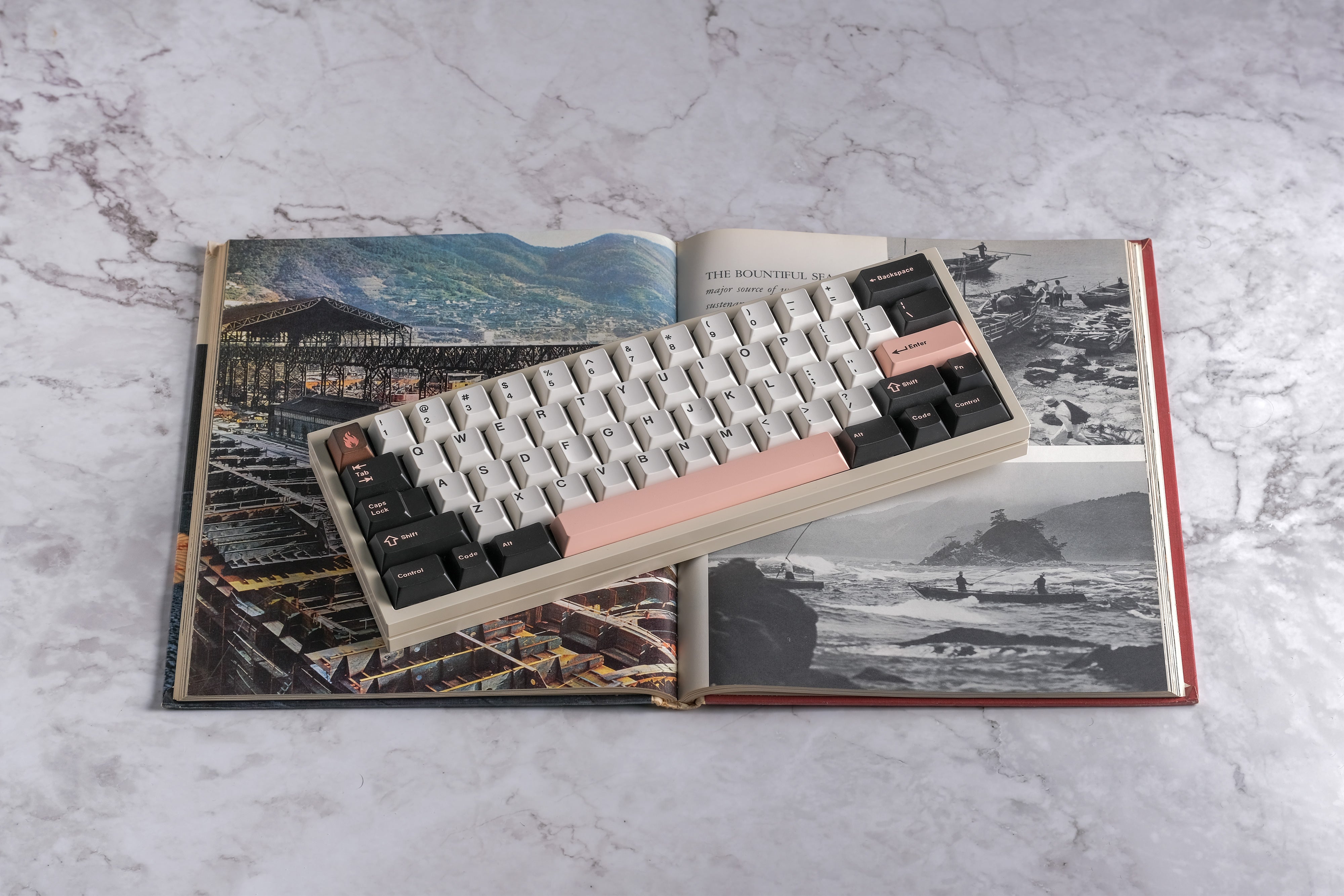 Flame 60 - Mechanical Keyboard