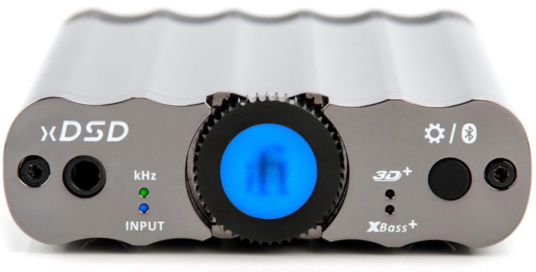 iFi xDSD - Deskhero.ca